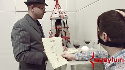 A 할머니 와 saggy 늙은 가슴 이다 엿 깊이 젠체하는 스타일